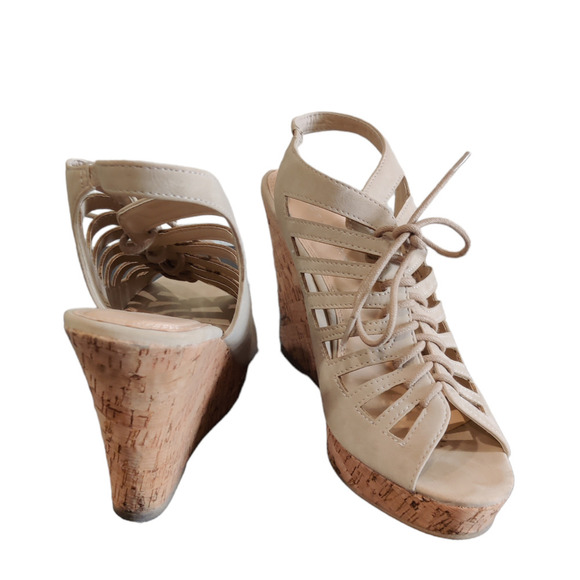 Taupe Cork Heel size 9.5 - Picture 4 of 7